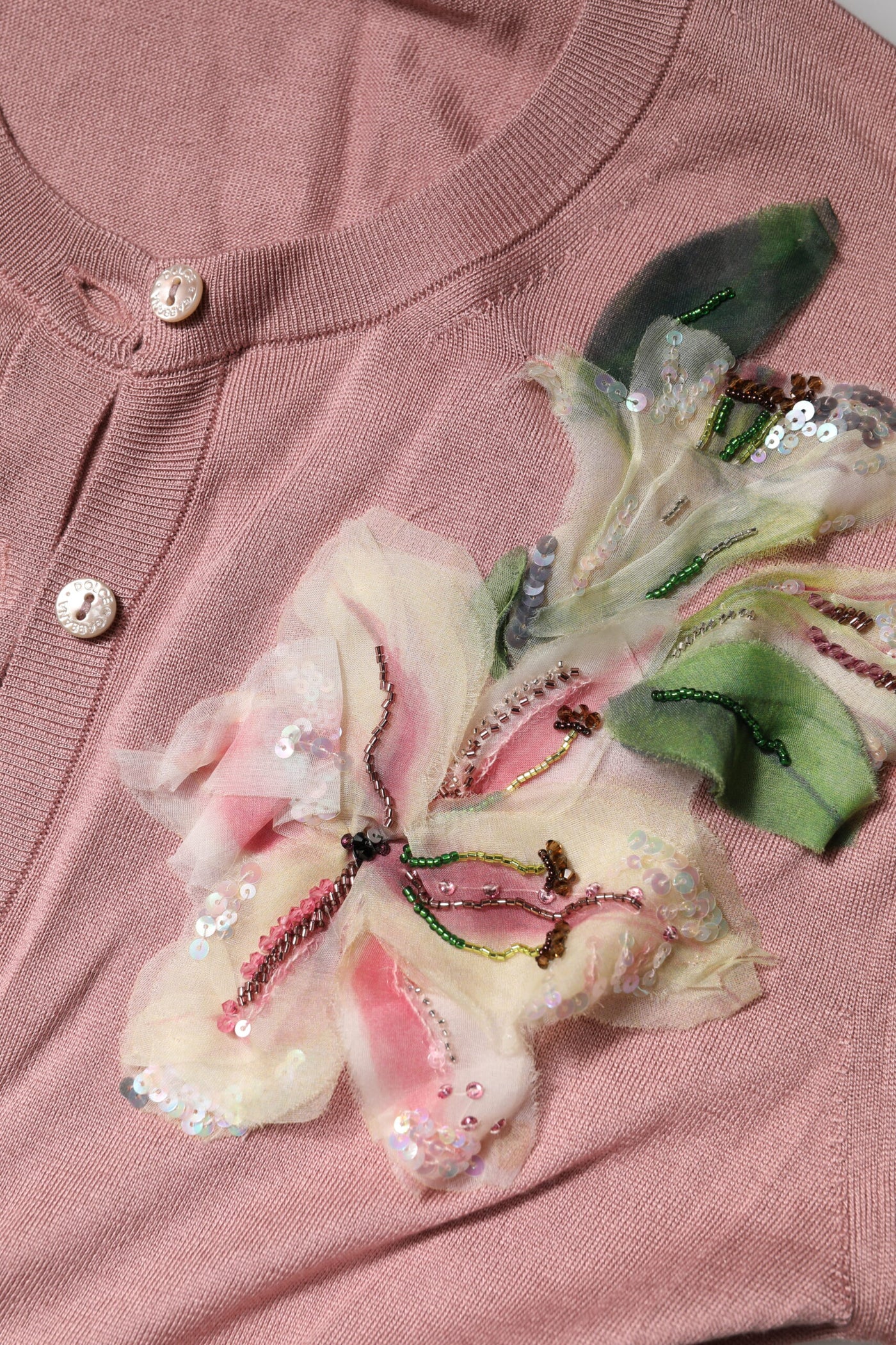 Pull cardigan boutonné en tricot de soie rose Dolce &amp; Gabbana