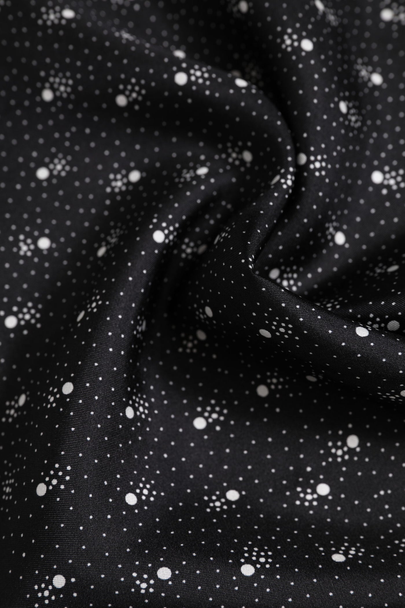 Dolce &amp; Gabbana Zwart Wit Geprinte Vierkante Heren Foulard Sjaal