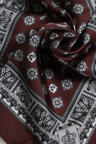 Dolce &amp; Gabbana Bordeaux Bandana Zijden Vierkante Zakdoek Sjaal
