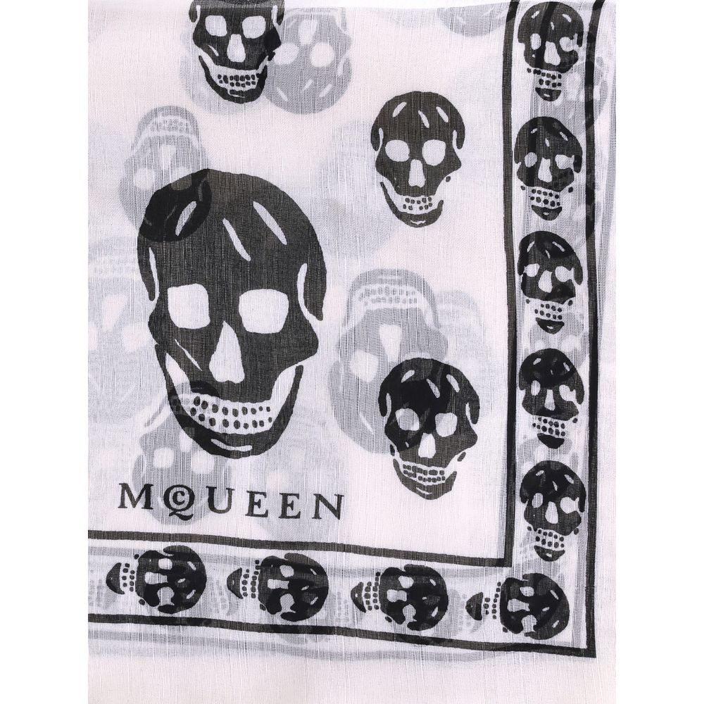 Foulard en soie à tête de mort Alexander McQueen