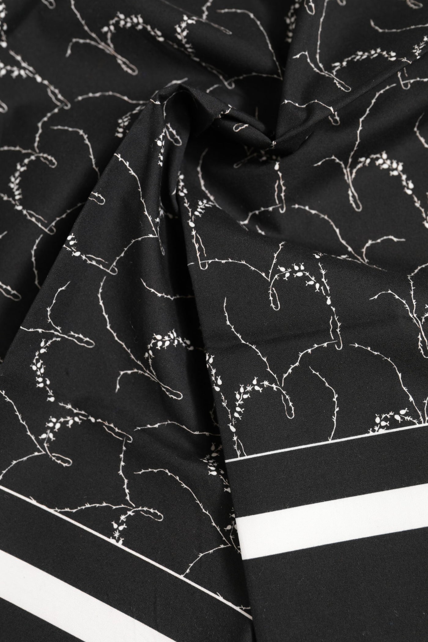 Dolce &amp; Gabbana Zwart Wit Geprinte Vierkante Heren Foulard Sjaal