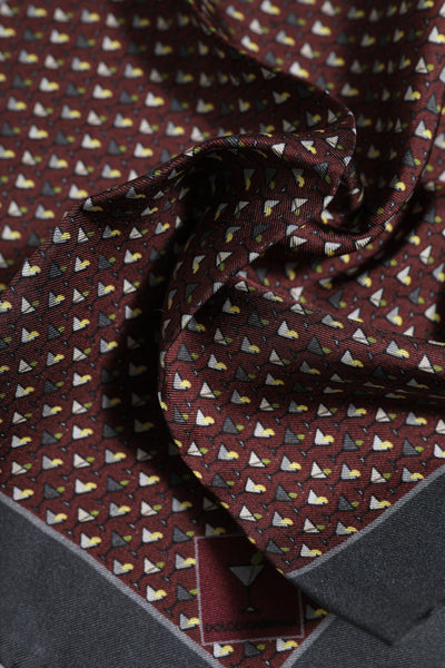Dolce &amp; Gabbana Maroon Cocktail Zijden Vierkante Foulard Sjaal