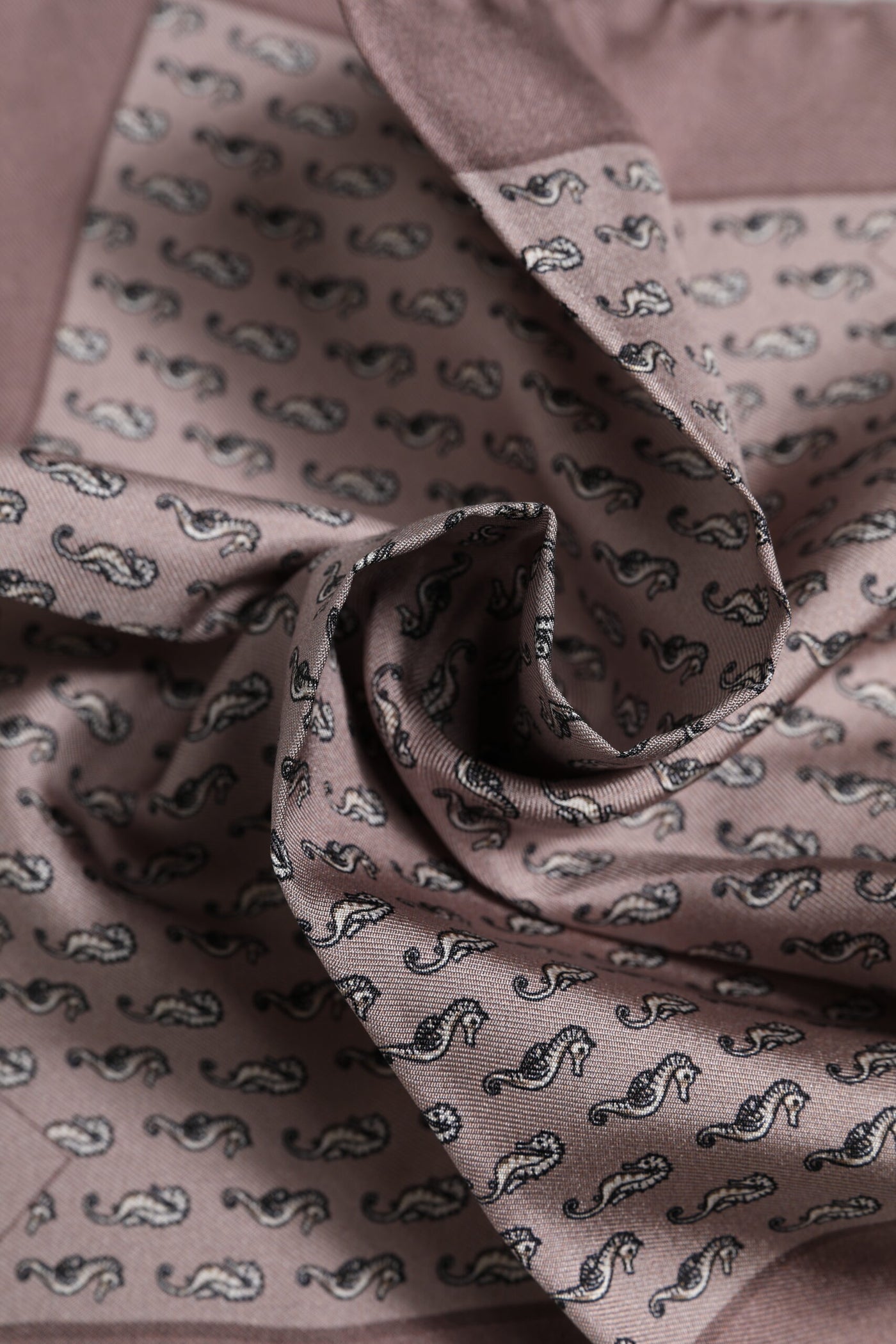 Dolce &amp; Gabbana Bruine Zeepaard Zijden Vierkante Foulard Sjaal