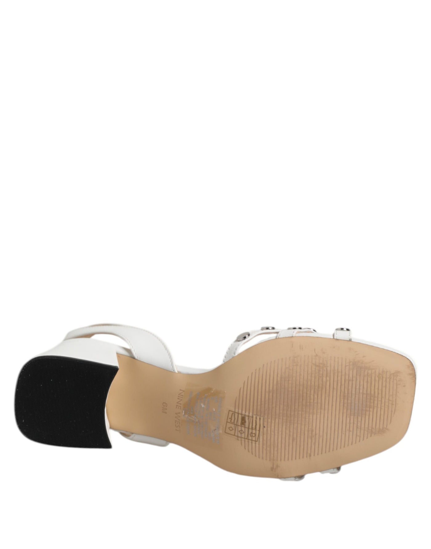 Nine West Witte Blokhak Sandalen met Studs en Wikkelbandjes