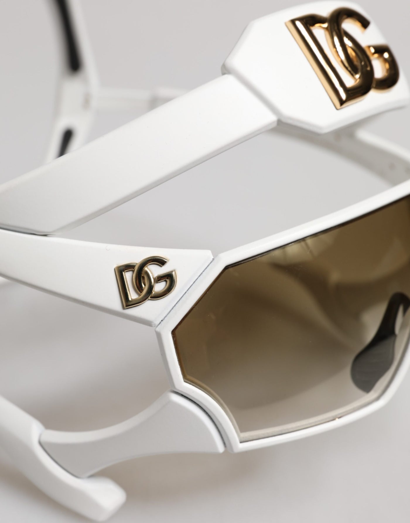 Dolce &amp; Gabbana Witte Acetaat Next Generation Mask Eyewear Zonnebril
