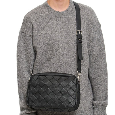 Bottega Veneta Intrecciato cameratas