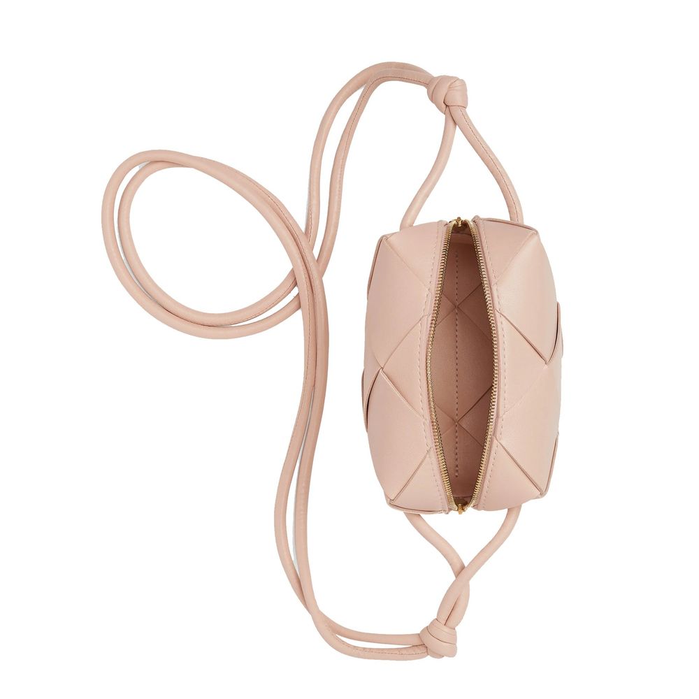 Bottega Veneta minicassettecameratas
