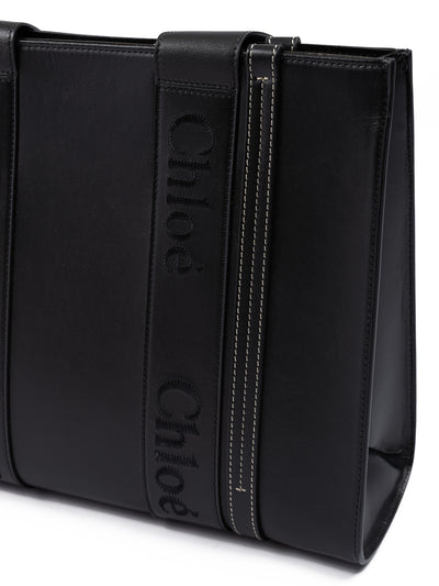 Sac fourre-tout moyen en cuir noir avec logo brodé Woody de Chloé