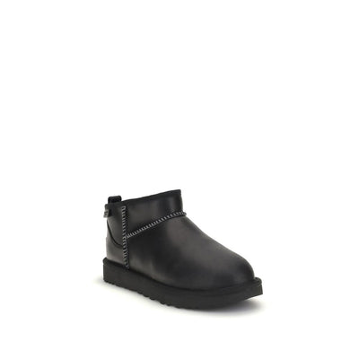 UGG Classic Ultra Mini Enkellaarsjes
