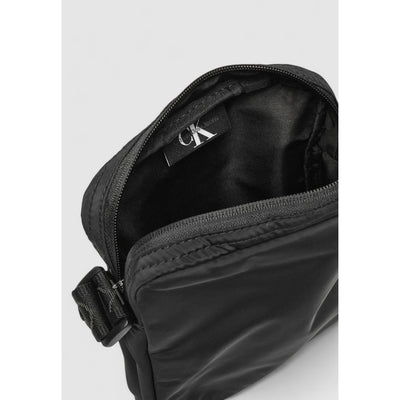 Calvin Klein Zwarte Messenger Bag van Gerecycled Polyester