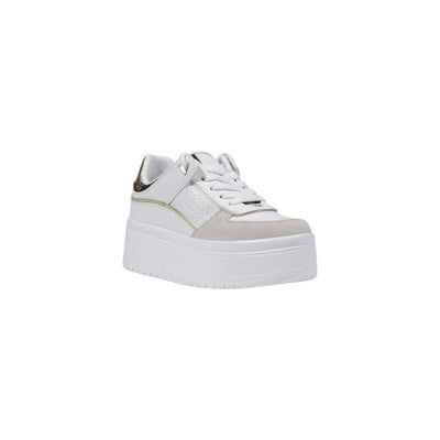 Guess White Polyethylene Platform Pumps